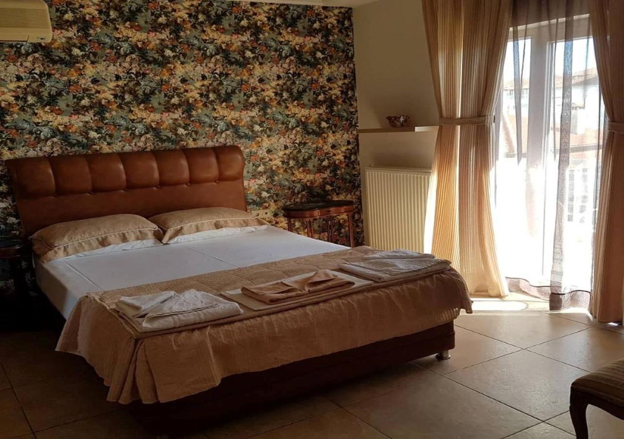 Hotel Honorata Paralía Buitenkant foto